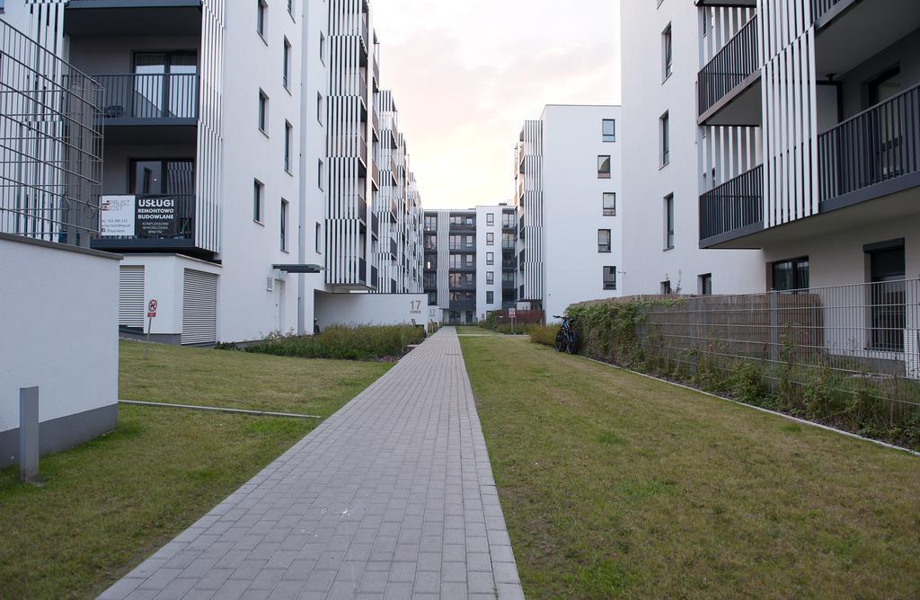 Julia Apartments Jezyce Koscielna Posen Exterior foto